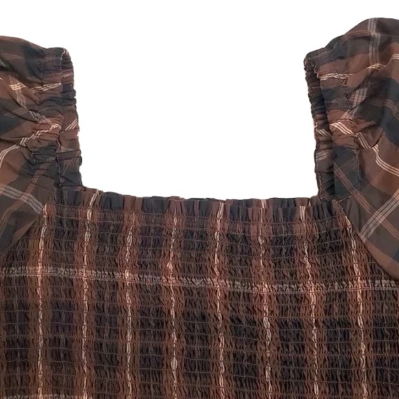 J.Crew Smocked puff-sleeve dress in Friday Plaid Size Medium Smocked Waist EUC - Picture 7 of 11
